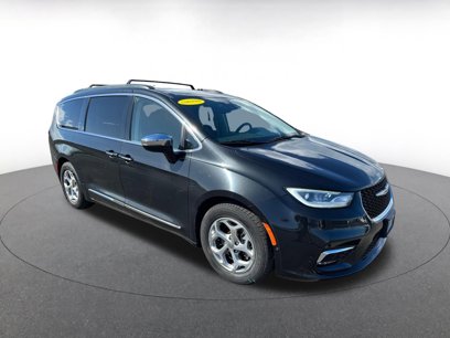 Used 2022 Chrysler Pacifica Limited