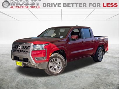 Used 2025 Nissan Frontier SV w/ Tow Package