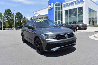 Used 2023 Volkswagen Tiguan SE R-Line