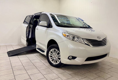 Used 2015 Toyota Sienna XLE