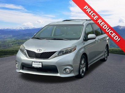Used 2015 Toyota Sienna SE