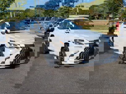 Used 2025 Lexus ES 350 w/ Premium Package