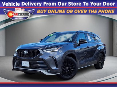 Used 2023 Toyota Highlander XSE
