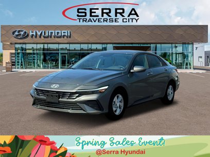 New 2025 Hyundai Elantra SE