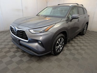 Used 2023 Toyota Highlander XLE
