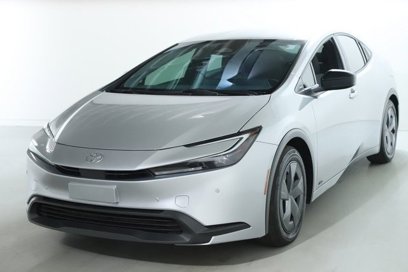 Used 2023 Toyota Prius LE