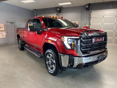 New 2025 GMC Sierra 3500 SLT w/ SLT Premium Package