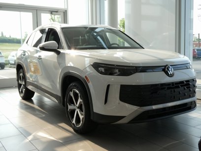 New 2025 Volkswagen Tiguan SE