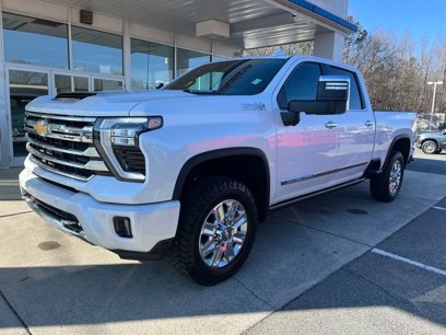 Used 2025 Chevrolet Silverado 2500 High Country w/ Technology Package