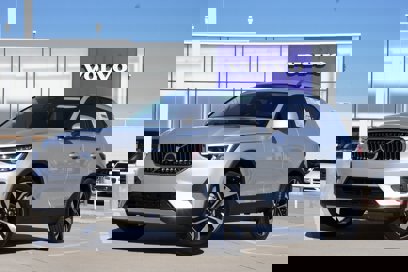 New 2025 Volvo XC40 B5 Plus w/ Protection Package Premier