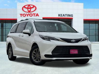 New 2025 Toyota Sienna LE