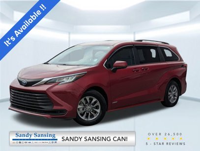 Used 2021 Toyota Sienna LE