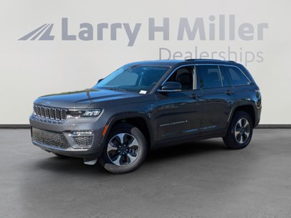 New 2023 Jeep Grand Cherokee 4WD 4xe w/ Luxury Tech Group II