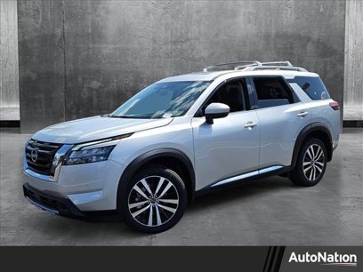 New 2025 Nissan Pathfinder Platinum