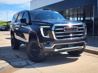 New 2025 GMC Yukon Elevation