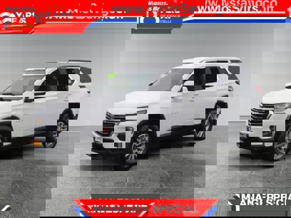 Used 2022 Chevrolet Traverse LT