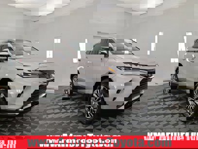 Certified 2022 Toyota Venza XLE
