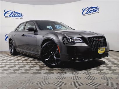 Used 2023 Chrysler 300 S