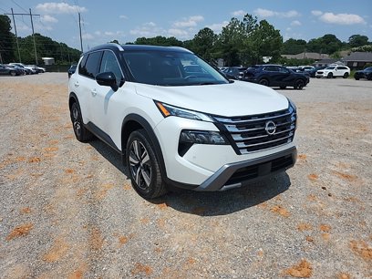 Used 2024 Nissan Rogue SL w/ SL Premium Package