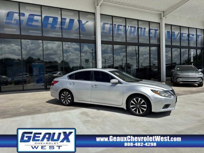 Used 2017 Nissan Altima 2.5 SL w/ 2.5 Technology Package