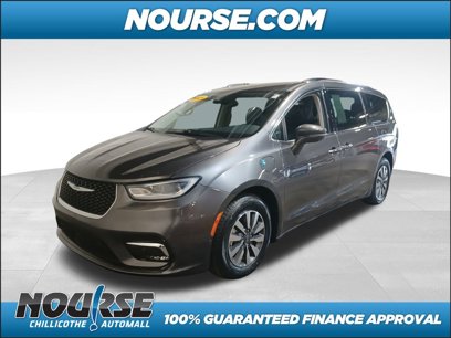Used 2021 Chrysler Pacifica Touring-L