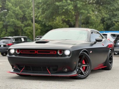 Used 2017 Dodge Challenger SRT