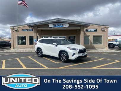 Used 2021 Toyota Highlander XLE