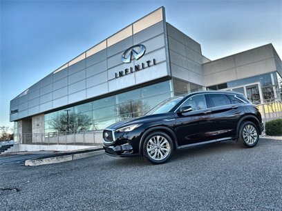 New 2025 INFINITI QX50 Luxe