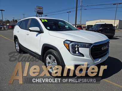 Used 2024 GMC Terrain SLE
