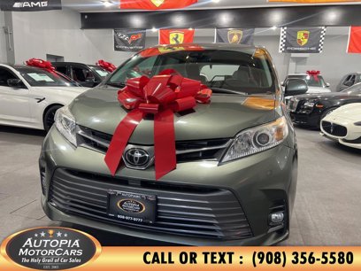 Used 2019 Toyota Sienna XLE
