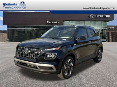 New 2025 Hyundai Venue SEL