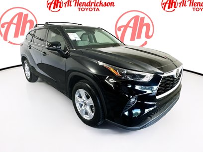 Used 2022 Toyota Highlander LE