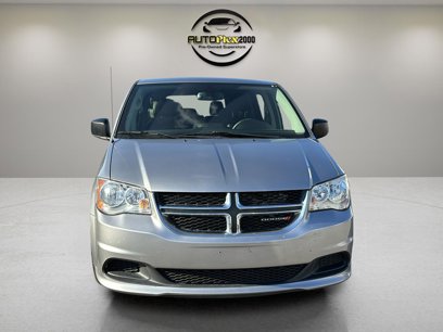 Used 2020 Dodge Grand Caravan SE w/ UConnect Hands-Free Group
