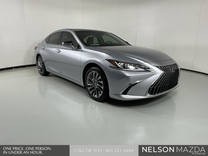 Used 2024 Lexus ES 300h w/ Luxury Package