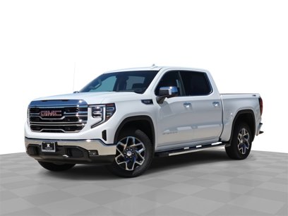 New 2025 GMC Sierra 1500 SLT
