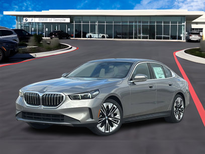 New 2025 BMW 530i w/ Premium Package