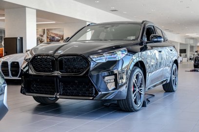 New 2025 BMW X2 xDrive28i