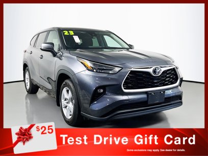 Used 2023 Toyota Highlander LE