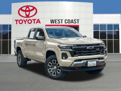 Used 2024 Chevrolet Colorado Z71 w/ Z71 Convenience Package 2