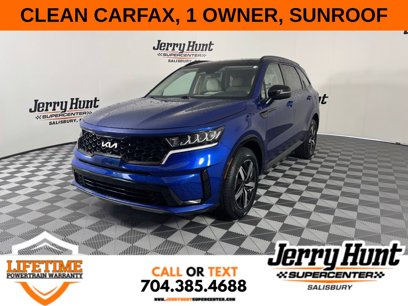 Used 2023 Kia Sorento S w/ Panoramic Sunroof Package