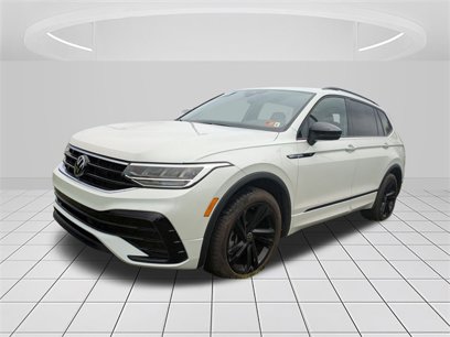 Used 2024 Volkswagen Tiguan SE R-Line