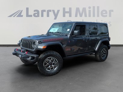 New 2025 Jeep Wrangler Unlimited Rubicon w/ Steel Bumper Group