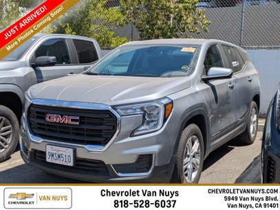Used 2024 GMC Terrain SLE