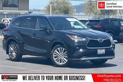 Certified 2022 Toyota Highlander Platinum