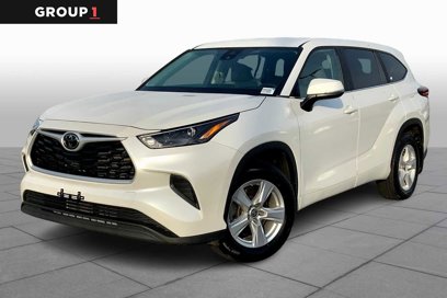 Used 2023 Toyota Highlander L