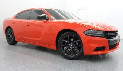 Used 2020 Dodge Charger SXT w/ Blacktop Package