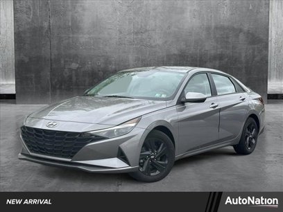 Certified 2022 Hyundai Elantra SEL