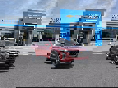 New 2025 Chevrolet Trax LT w/ Sunroof Package