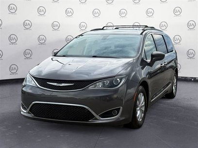 Used 2017 Chrysler Pacifica Touring-L