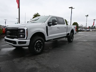 New 2025 Ford F250 XLT w/ Black Appearance Package